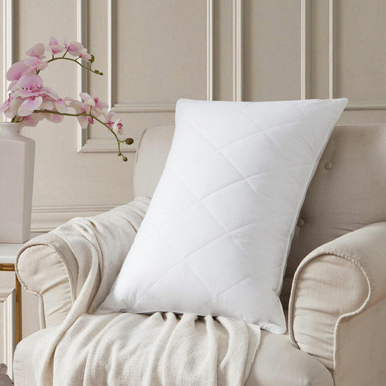 L LOVSOUL Goose Feather Bed Pillows