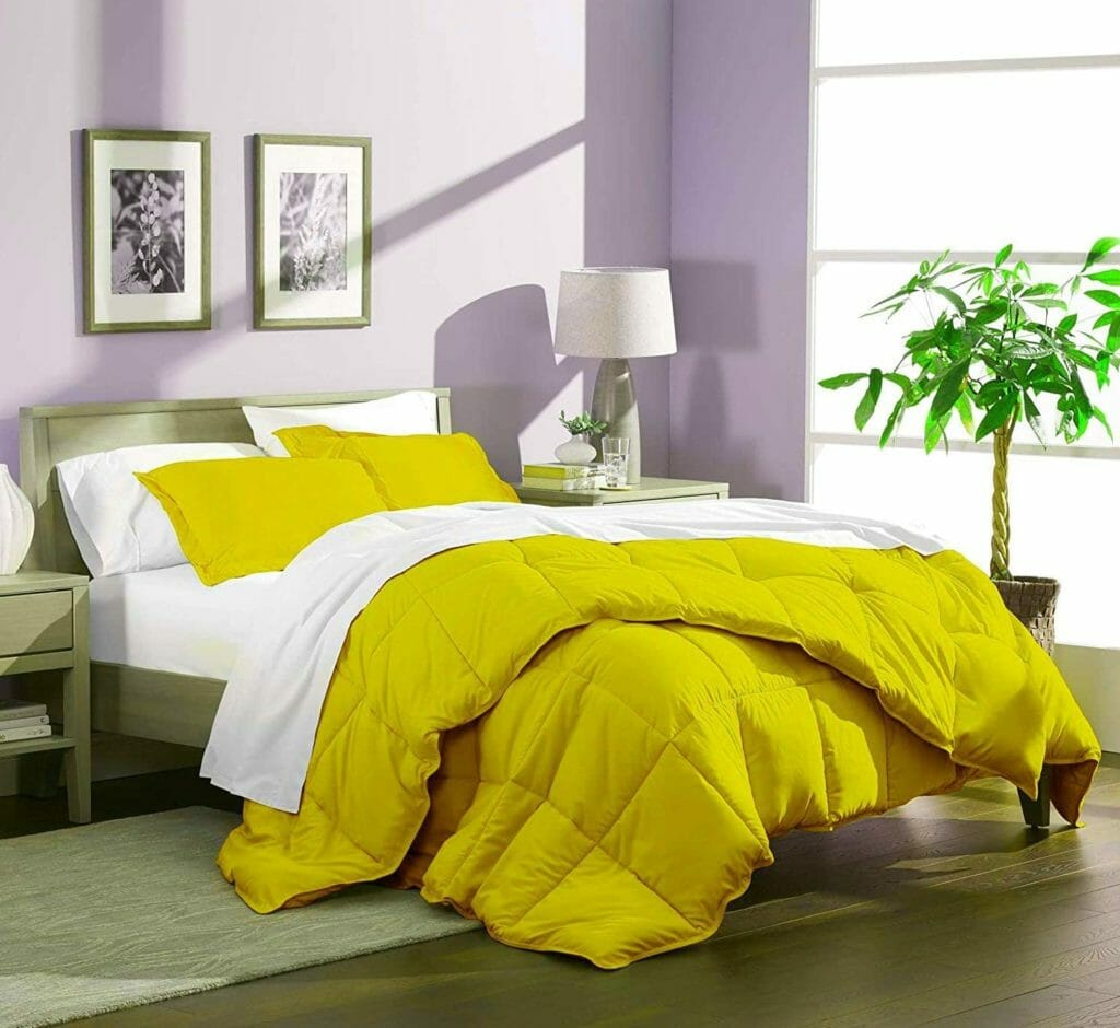 Best Dorm Bedding for Female College Students 6