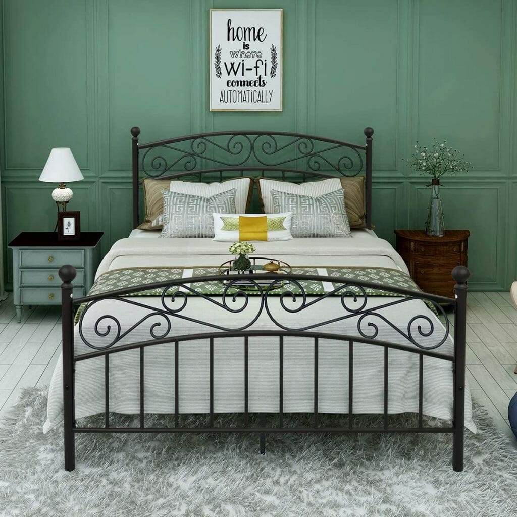 The Best Wrought Iron Bed Frames 4