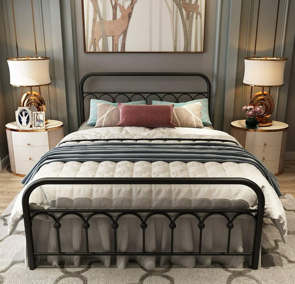 The Best Wrought Iron Bed Frames 7
