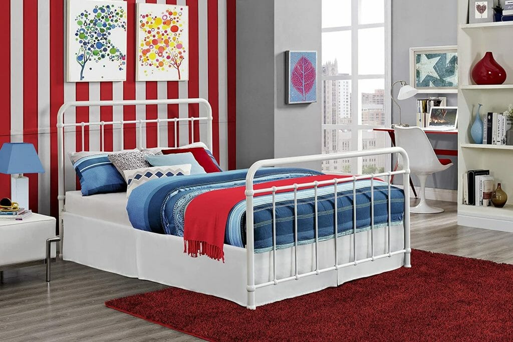 The Best Wrought Iron Bed Frames 8
